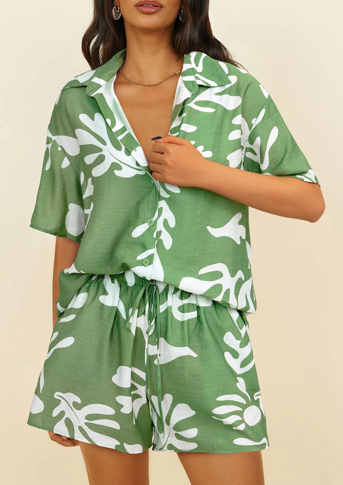 Women Summer 2 Piece Sets Printed Short Sleeve Tops Lounge Shorts Beach Vacation Outfits