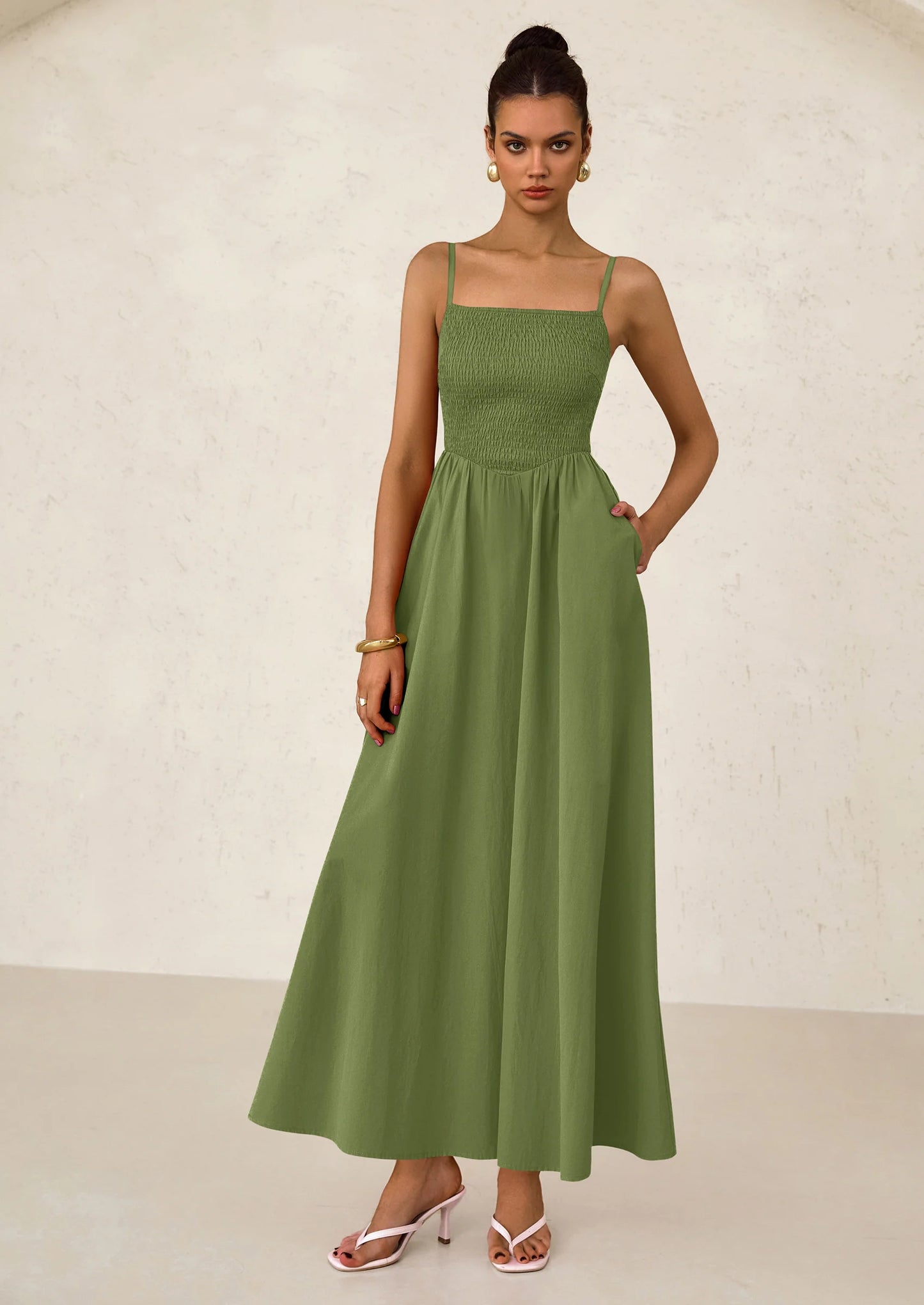 Women's Smocked Maxi Dresses Beach Sundress Casual Spaghetti Strap Swing A Line Long Flowy Dress