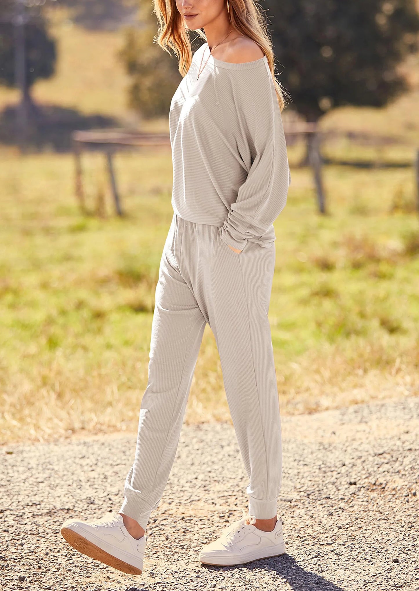 Women's Fall 2 Piece Lounge Set Long Sleeve Tops Ribbed Pants Spring Matching Sweatsuit Travel Outfits Clothes