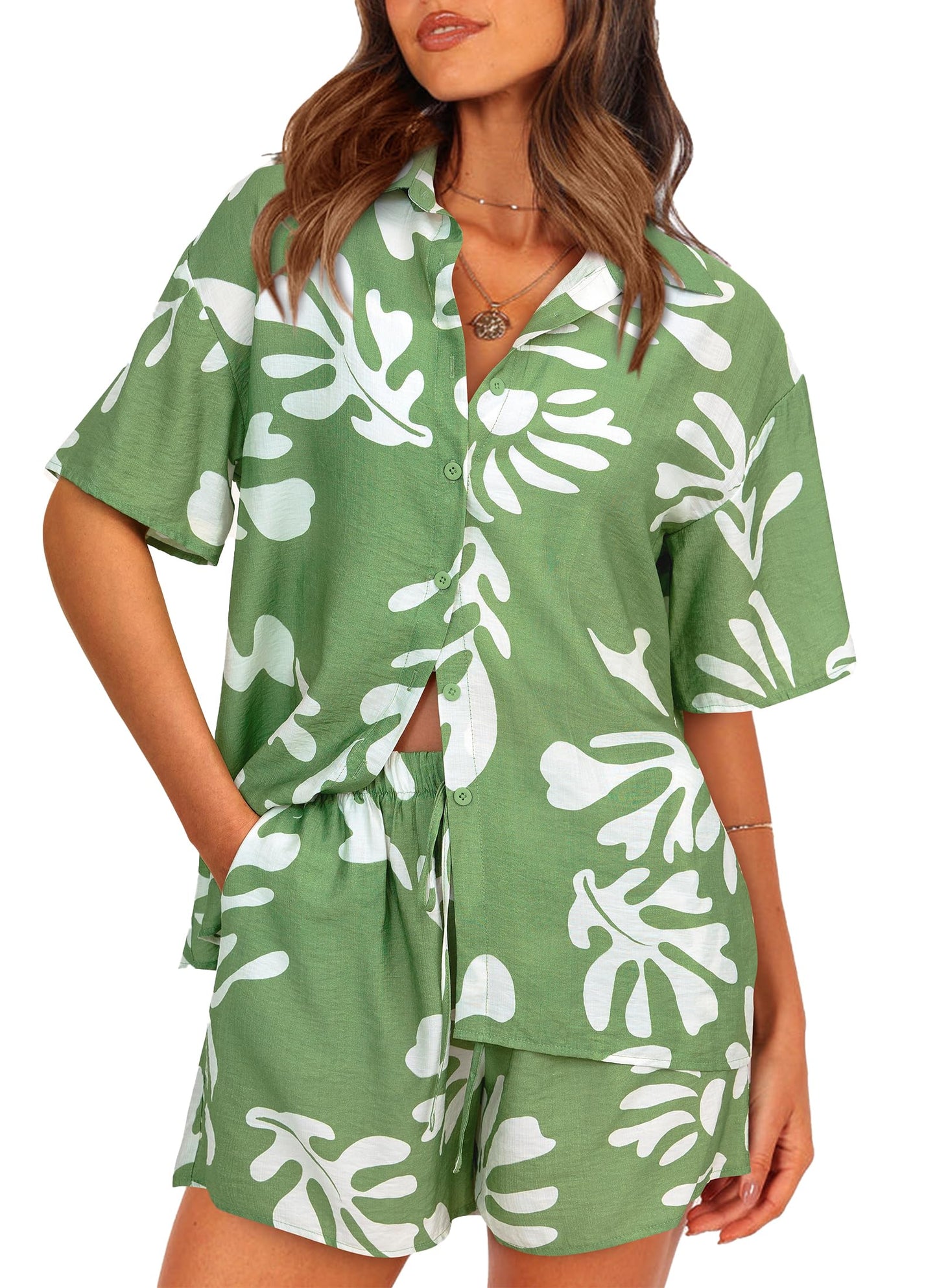 Women Summer 2 Piece Sets Printed Short Sleeve Tops Lounge Shorts Beach Vacation Outfits
