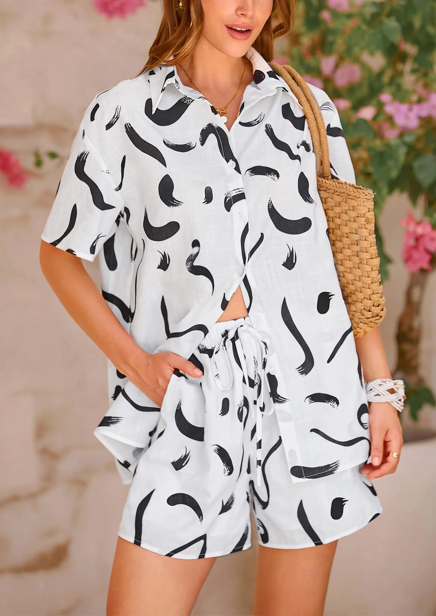Women Summer 2 Piece Sets Printed Short Sleeve Tops Lounge Shorts Beach Vacation Outfits